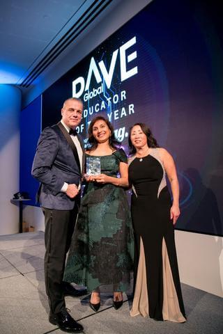 Maloo at the PAVE Gala with award presenters